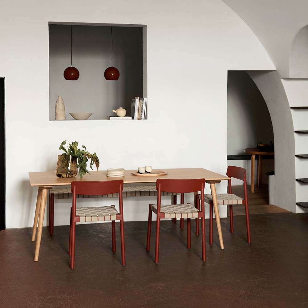 Betty-TK1-stol-Tradition-styled4