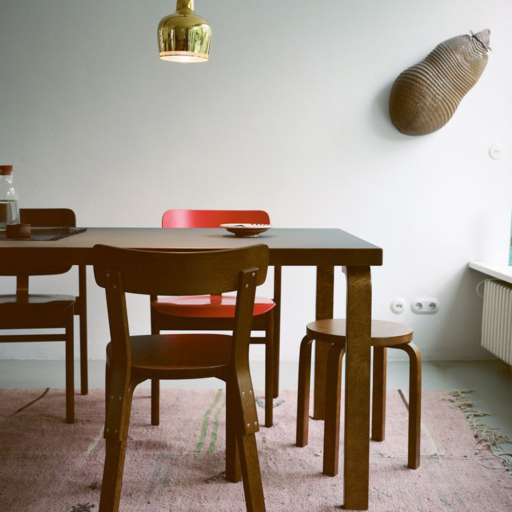 Chair-69-stol-Artek-interior3