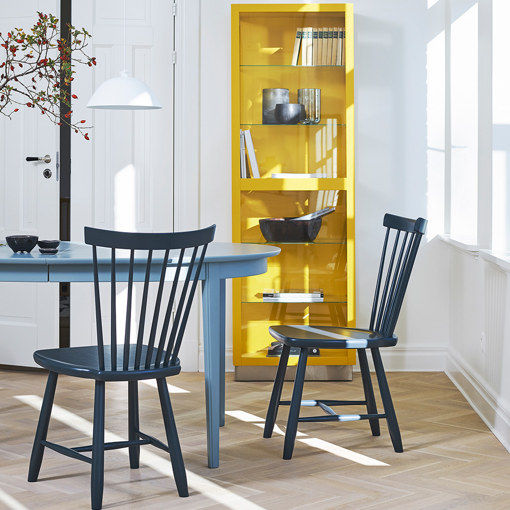 Lilla-Aland-vardags-bord-polaris-skap