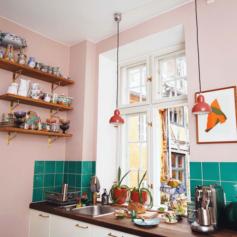 Kaiser-idell-6722-P-Fritz-Hansen-styled3