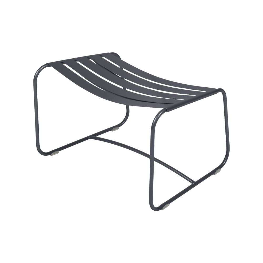 SURPRISING_REPOSE_PIEDS_CARBONE