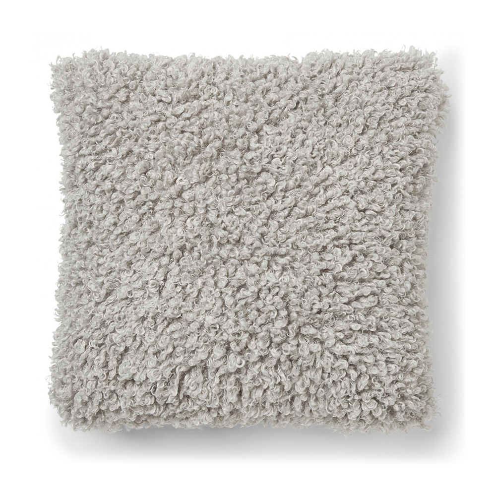 Ulli-pillow-light-grey-Skinnwille