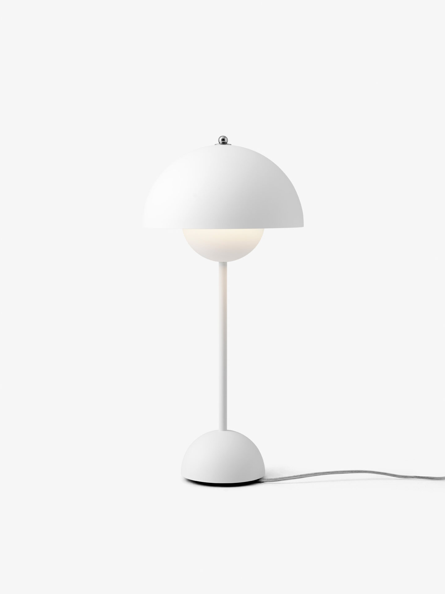 Flowerpot VP3 bordslampa