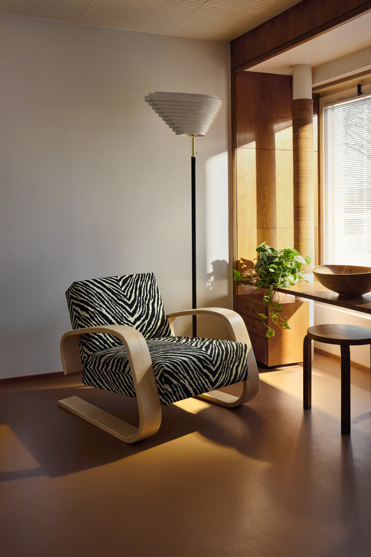 Armchair 400 Tank fåtölj från Artek