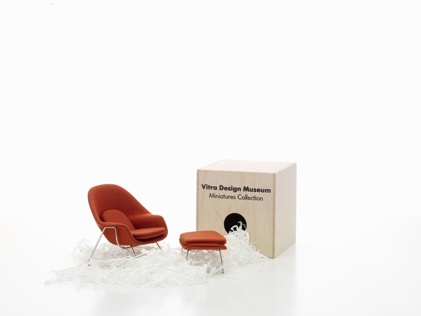 Womb Chair&Otto.,Eero Saarinen,Miniature från Vitra