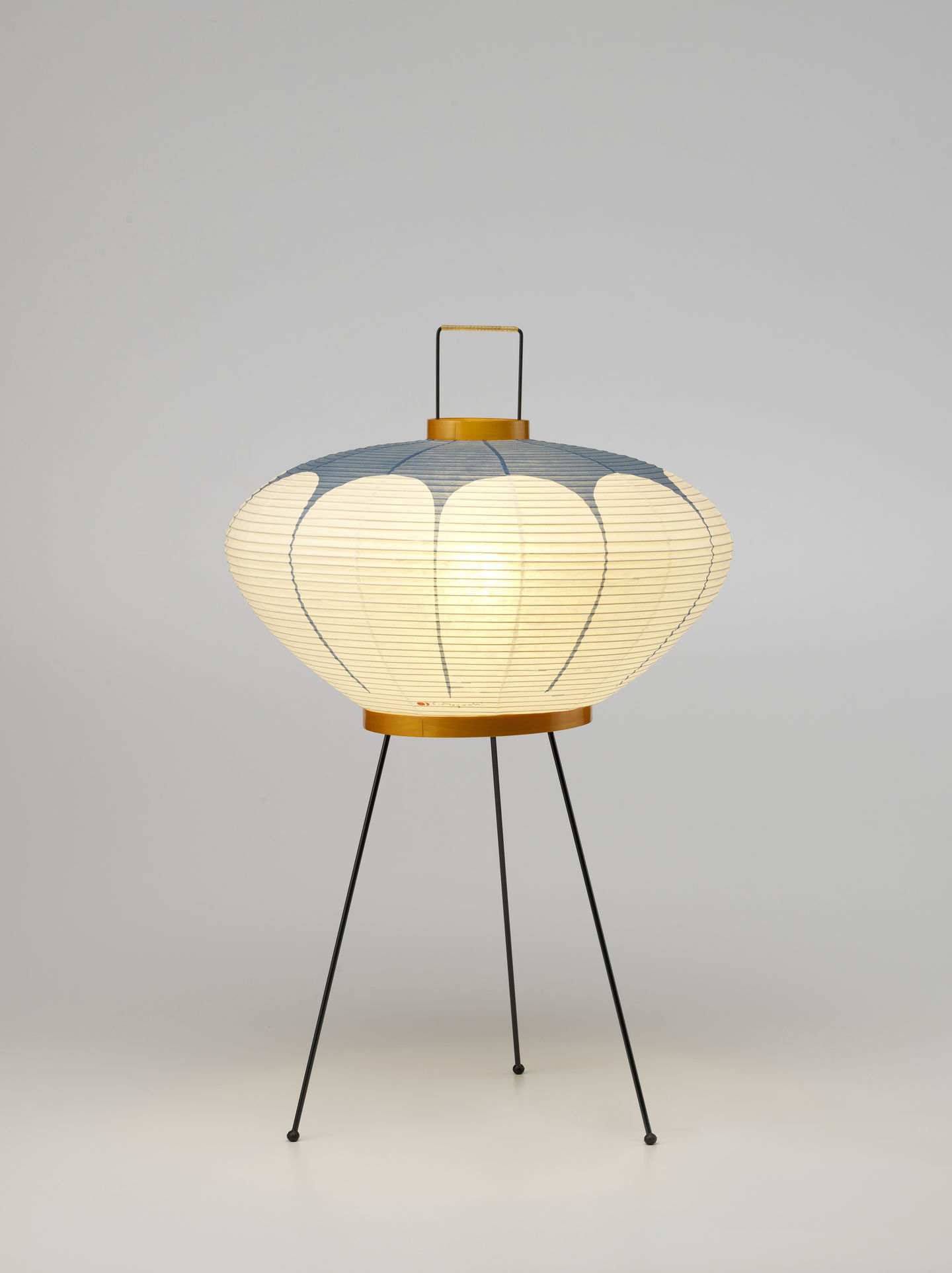 Akari 9AD bordslampa – miljöbild