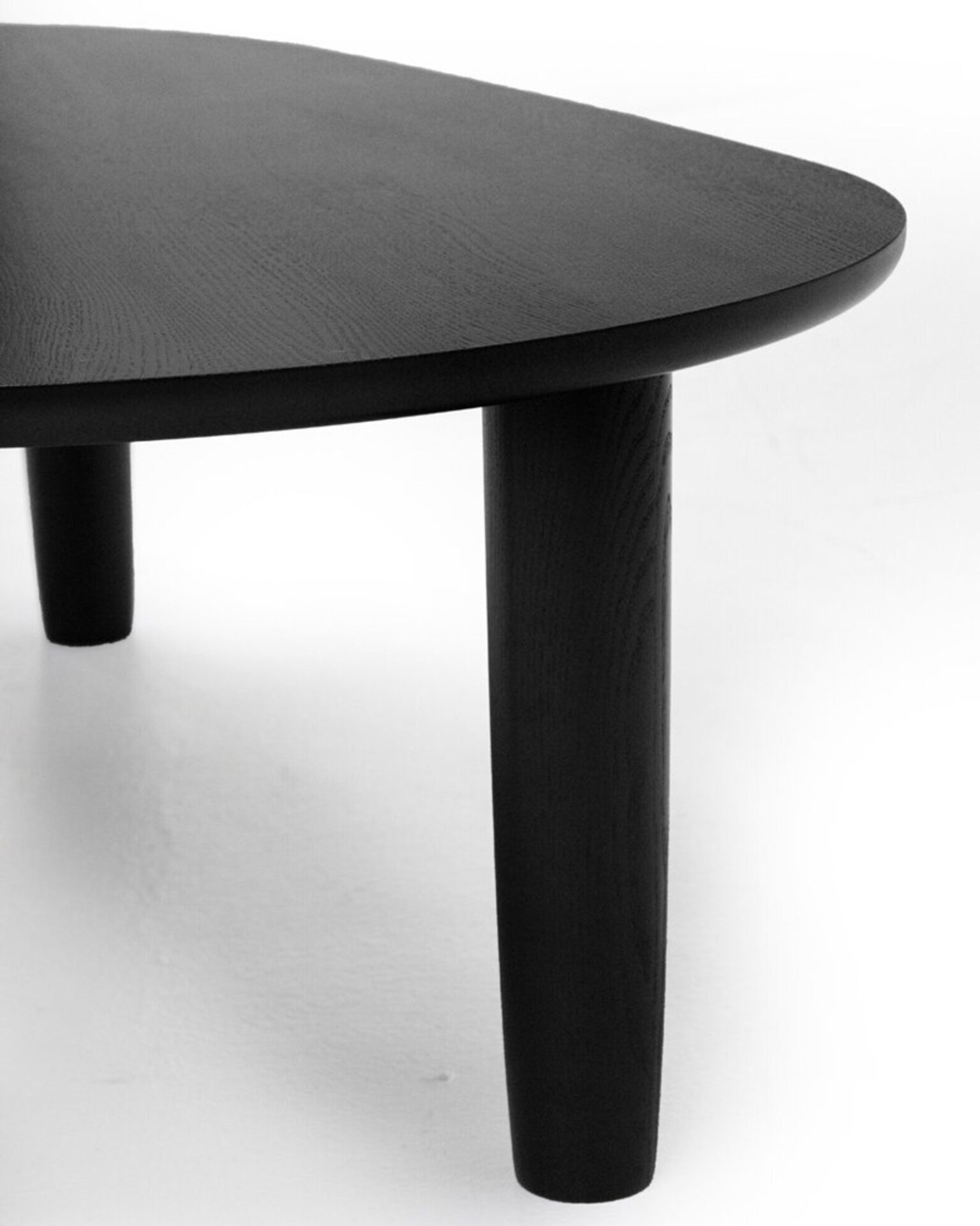 NOX – Soffbord i svartbetsad ekfanér - Bild 5