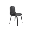 Visu stol i svart formpressat trä från Muuto