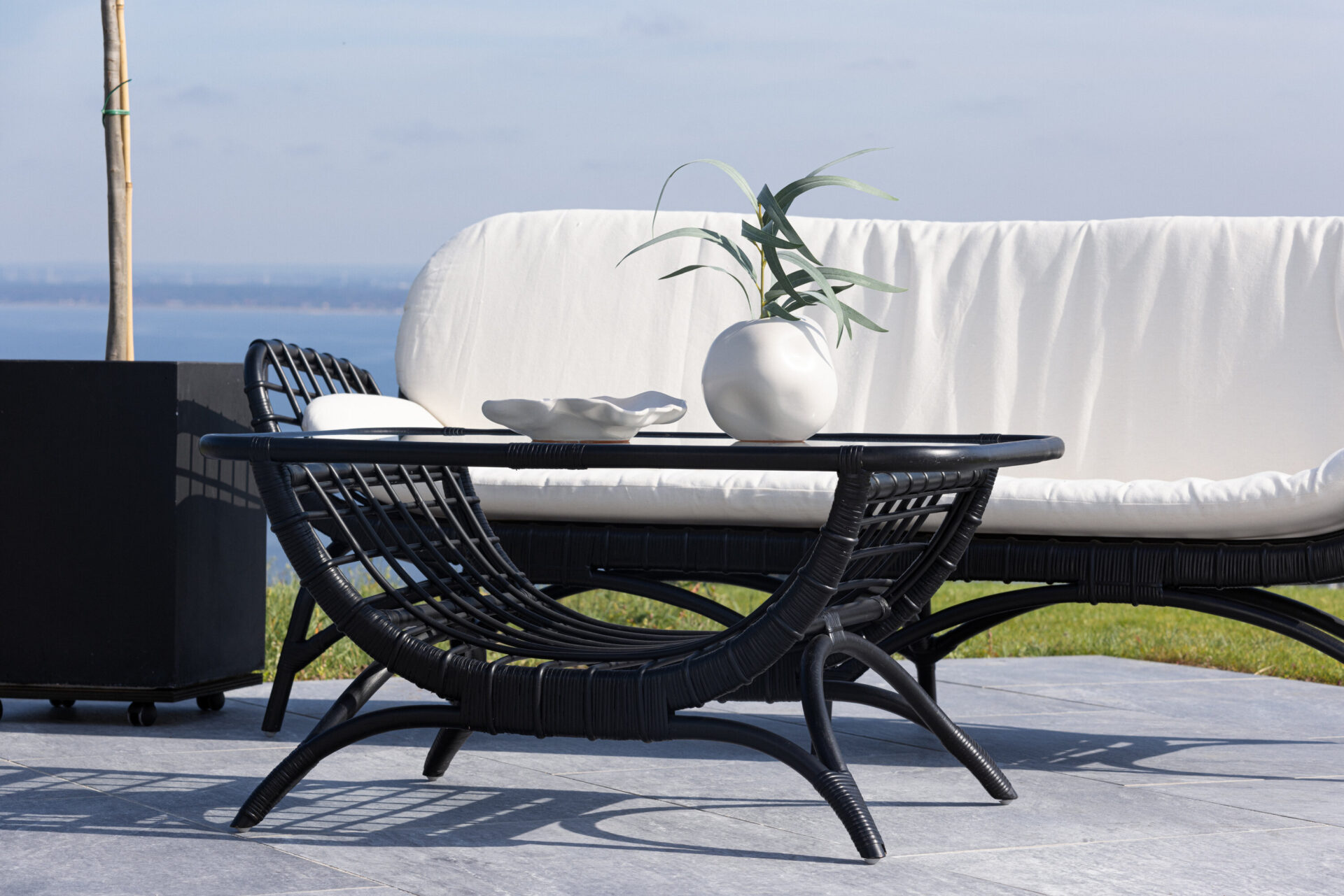 moana-soffbord-95-x-61-black-miljo-4-severins-mobler